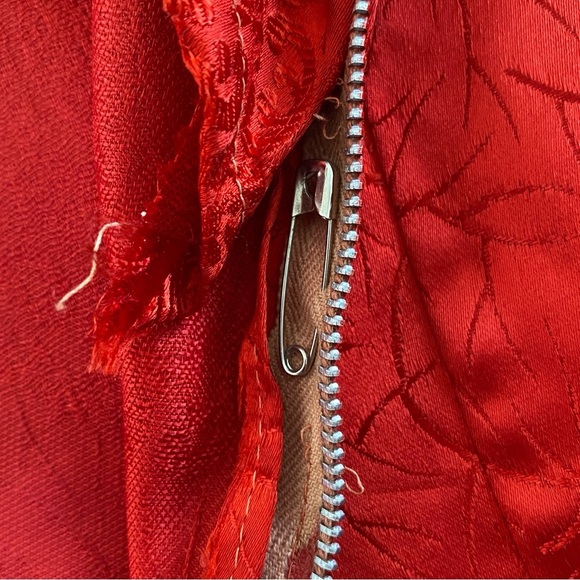 VINTAGE Cheongsam Qipao Mandarin Red Silky Dress - Picture 12 of 15